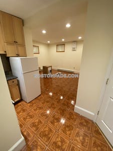 Brookline 1 Bed 1 Bath BROOKLINE- COOLIDGE CORNER $2,200  Coolidge Corner - $2,200 No Fee