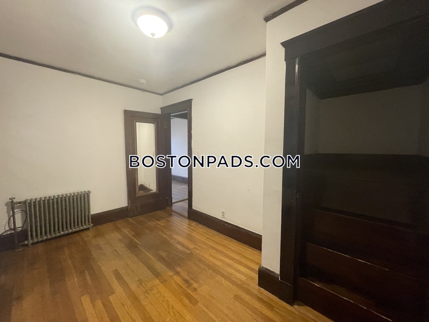 BOSTON - BRIGHTON - BRIGHTON CENTER - 3 Beds, 1 Bath - Image 4