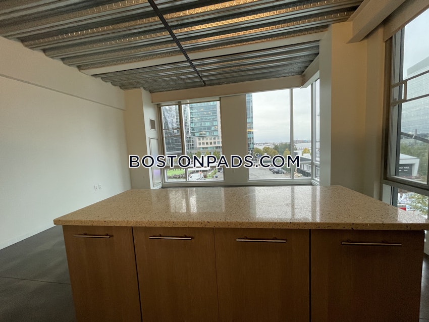 BOSTON - SEAPORT/WATERFRONT - 2 Beds, 2 Baths - Image 4