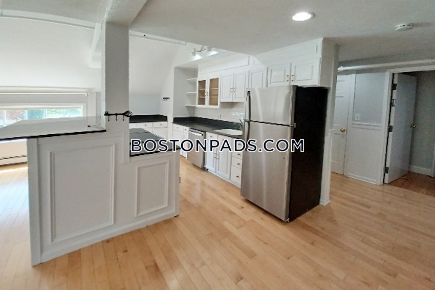 DANVERS - 2 Beds, 1 Bath - Image 3