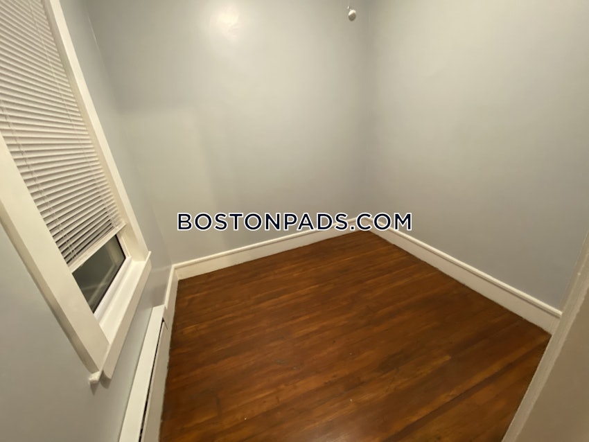 BOSTON - EAST BOSTON - BREMEN ST. PARK/AIRPORT STATION - 2 Beds, 2 Baths - Image 9