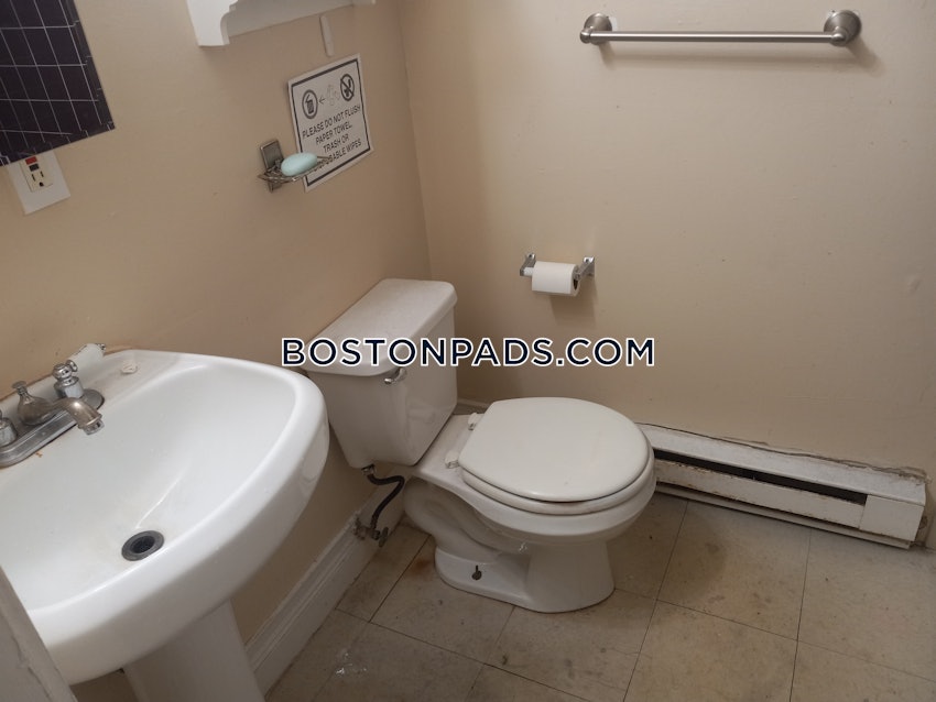 BOSTON - MISSION HILL - 2 Beds, 1 Bath - Image 5