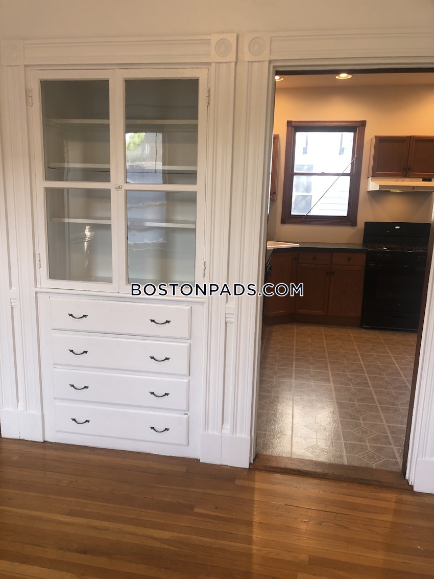 BOSTON - BRIGHTON - OAK SQUARE - 2 Beds, 1 Bath - Image 6