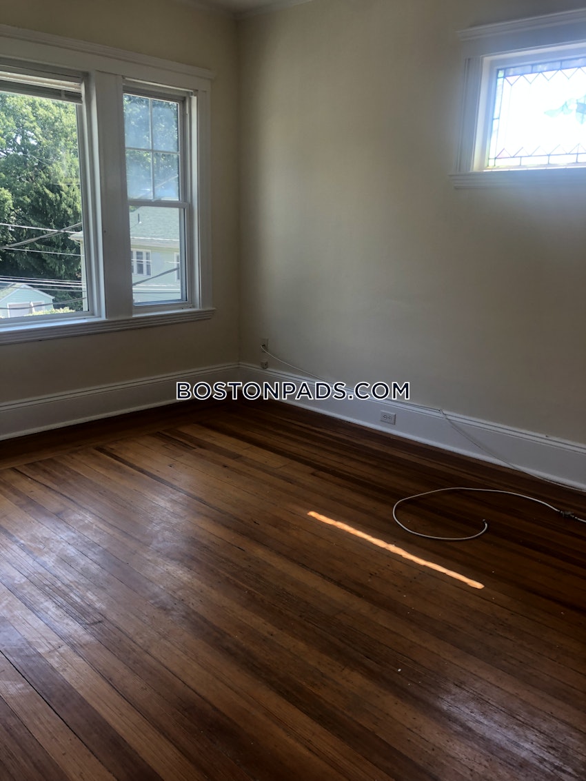 BOSTON - WEST ROXBURY - 3 Beds, 1 Bath - Image 11