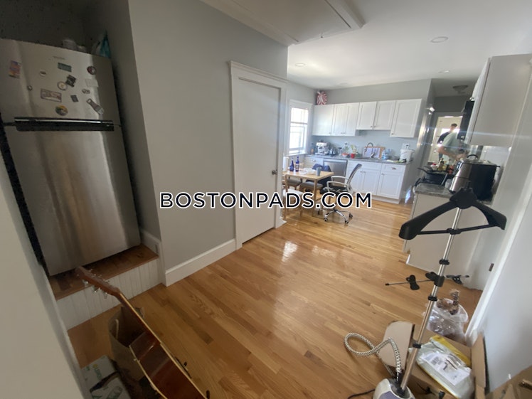 Frederick Ave., Medford