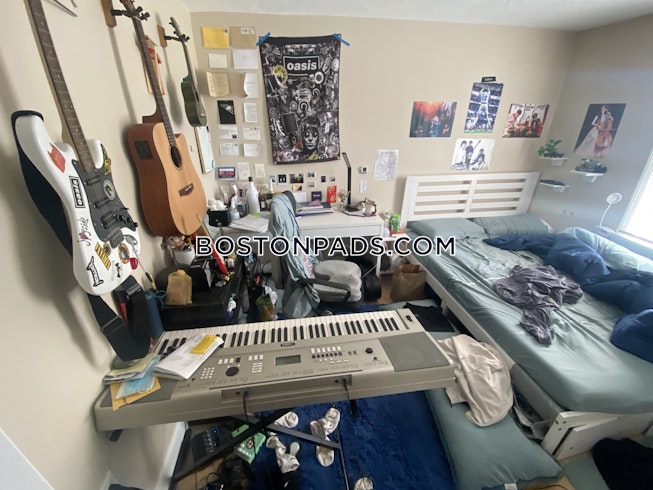 Medford - $6,775+ /mo