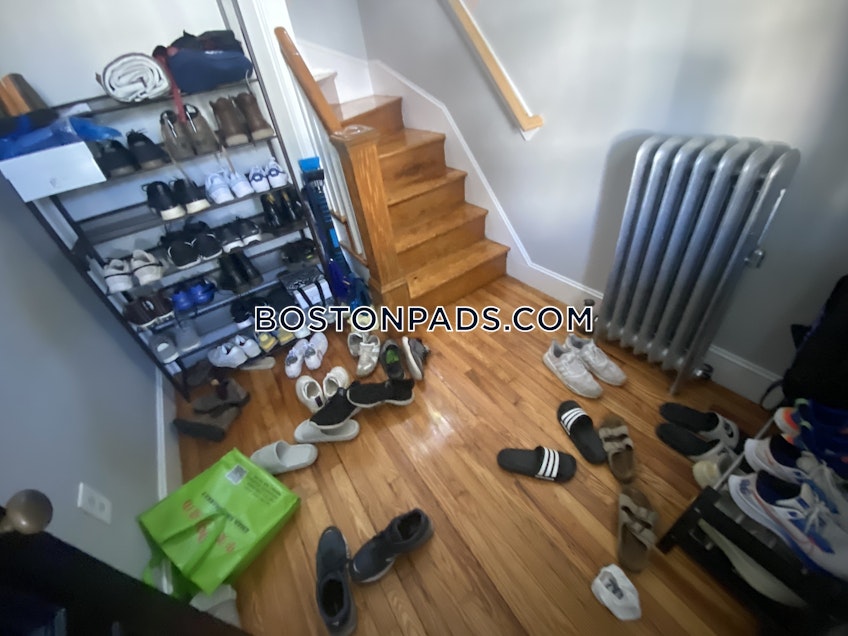 Medford - $6,775+ /month