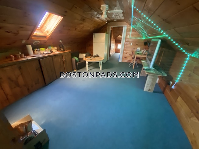 Medford - $6,250+ /mo