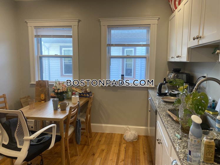 Frederick Ave., Medford