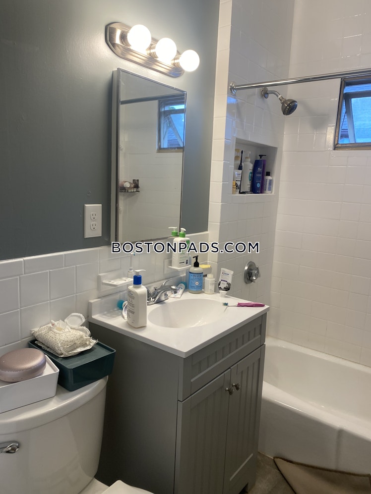 Frederick Ave., Medford