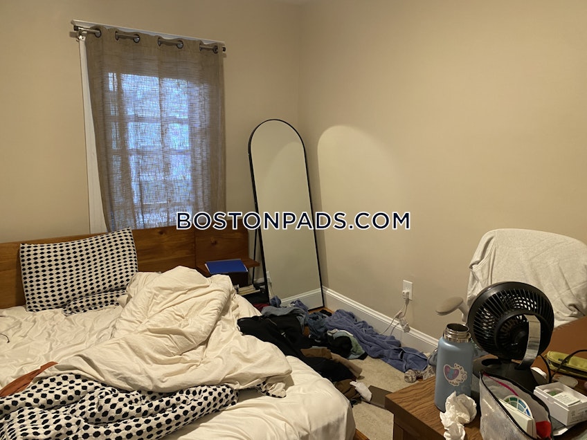 Medford - $6,775+ /month