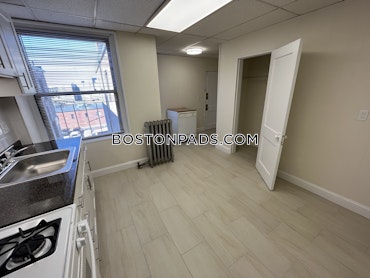 Boston - 3 Beds, 1 Baths