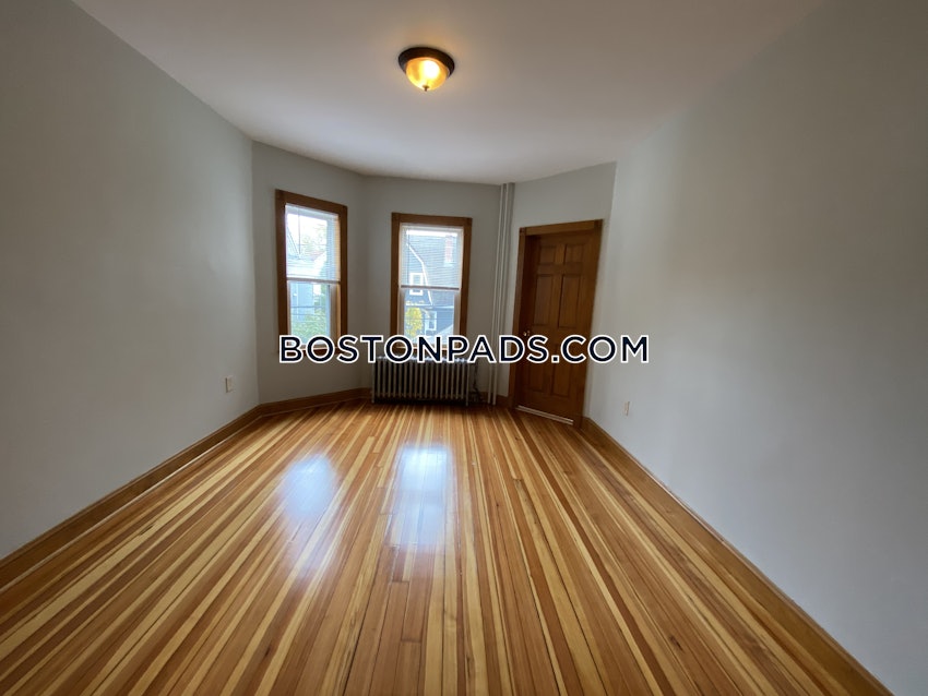 BOSTON - DORCHESTER - CENTER - 3 Beds, 1 Bath - Image 8