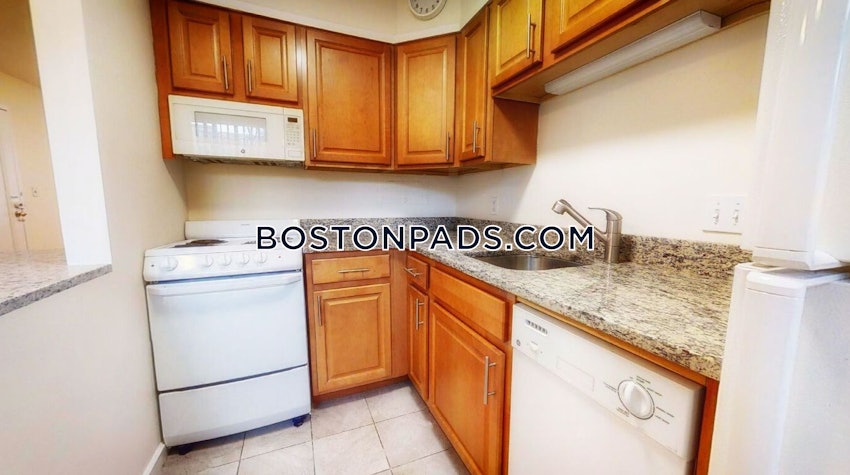 BROOKLINE- COOLIDGE CORNER - 2 Beds, 1 Bath - Image 2