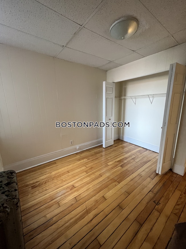 Boston - $2,300+ /mo