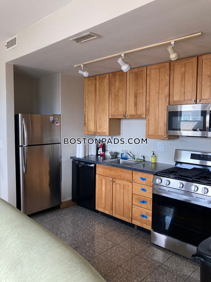 BOSTON - SOUTH BOSTON - ANDREW SQUARE - 3 Beds, 2 Baths - Image 2