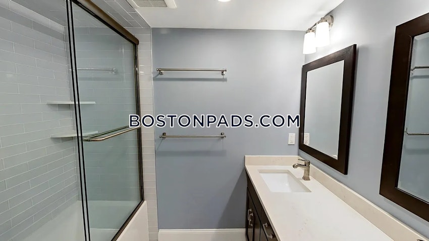 BROOKLINE- WASHINGTON SQUARE - 5 Beds, 3.5 Baths - Image 12