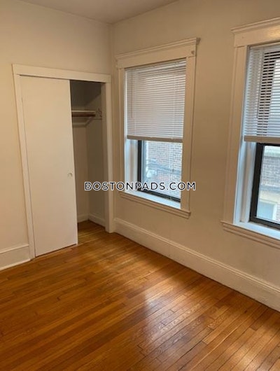 Allston/brighton Border 1 Bed 1 Bath Boston Boston - $2,200 No Fee