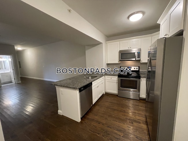 Quincy - $3,300+ /mo