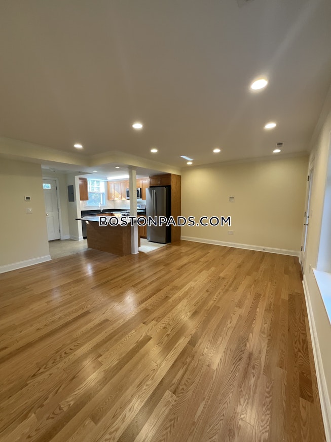 Brookline - $3,820+ /mo