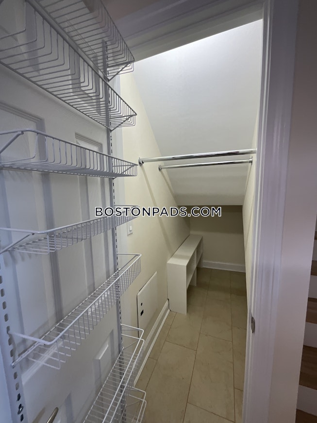 Brookline - $3,820+ /mo