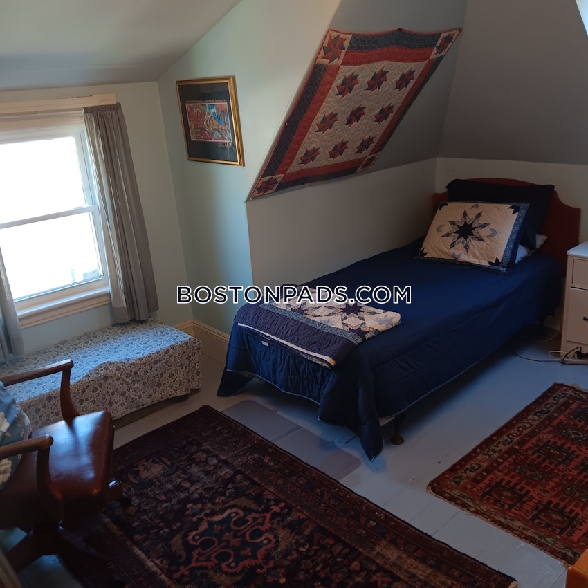 CAMBRIDGE - INMAN SQUARE - 3 Beds, 2 Baths - Image 3