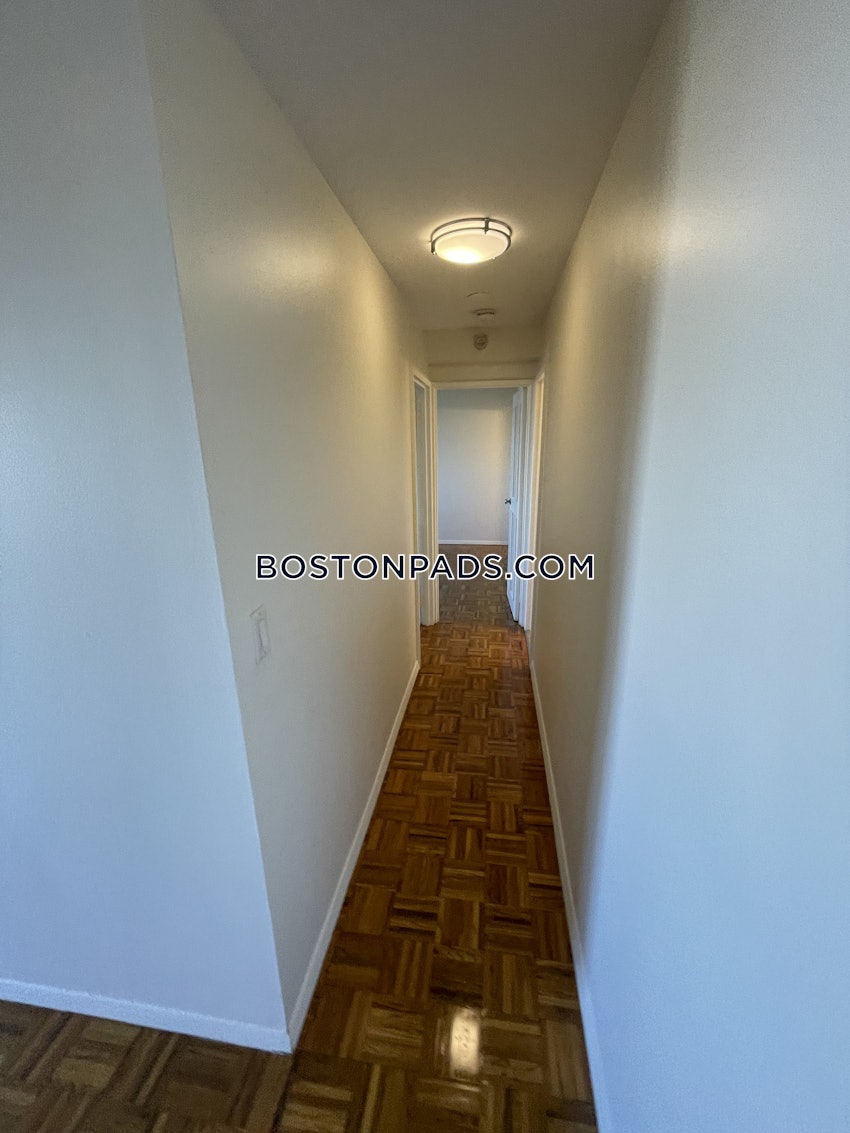 BROOKLINE- BOSTON UNIVERSITY - 2 Beds, 1.5 Baths - Image 13