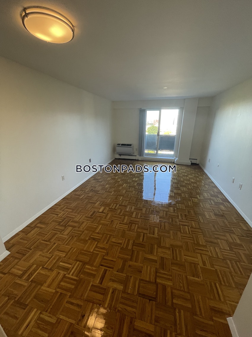 BROOKLINE- BOSTON UNIVERSITY - 2 Beds, 1.5 Baths - Image 15