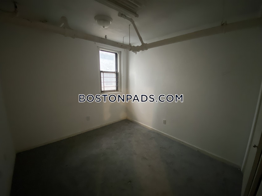 Boston - $3,400+ /month
