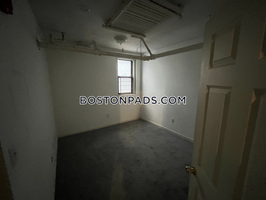 Boston - $3,400+ /month