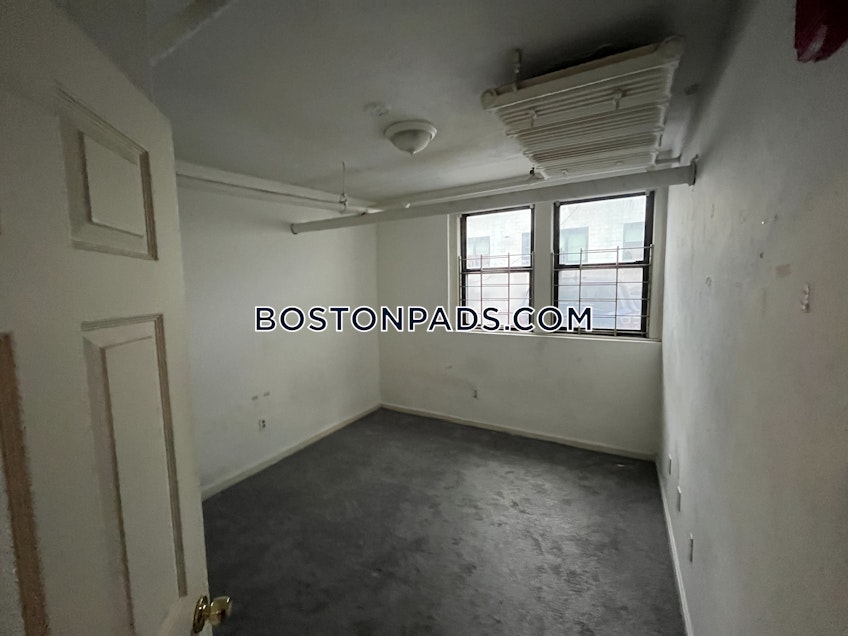 Boston - $3,400+ /month