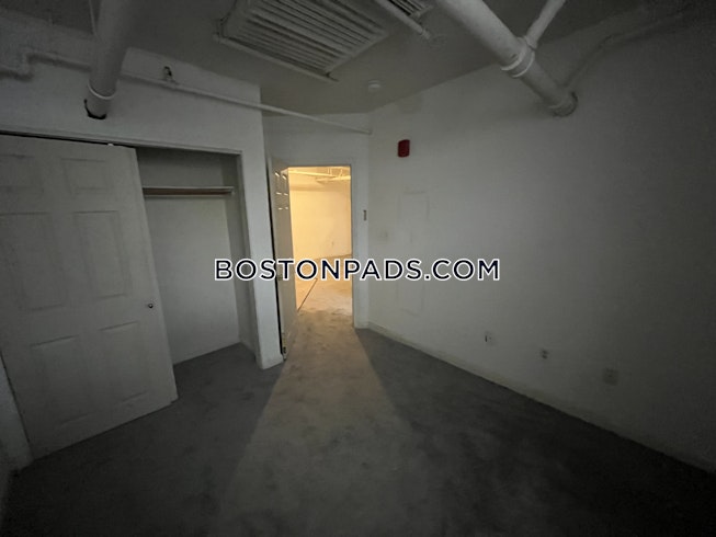 Boston - $3,400+ /mo