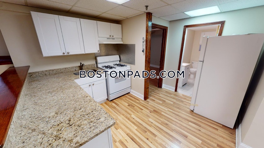 BOSTON - ALLSTON - 4 Beds, 2 Baths - Image 41