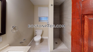 Boston - 4 Beds, 2 Baths