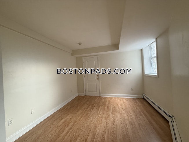 Boston - $3,850+ /mo