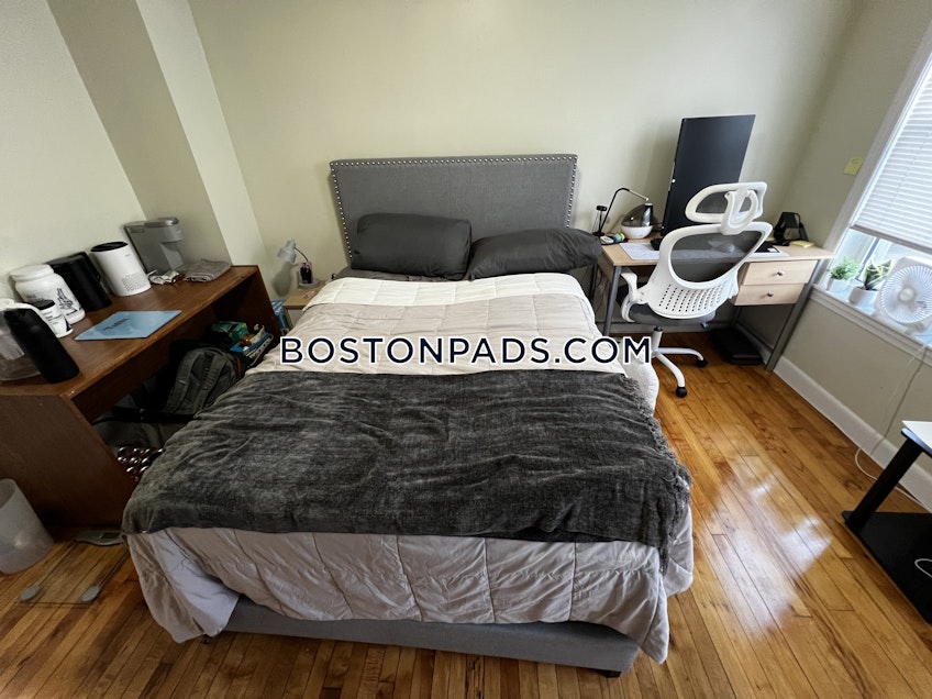 Medford - $4,340+ /month