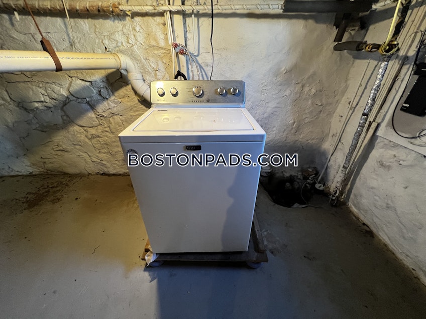 Medford - $4,340+ /month