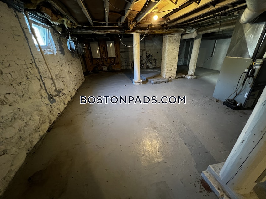 Medford - $4,340+ /month