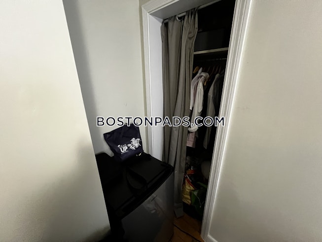 Medford - $4,340+ /mo