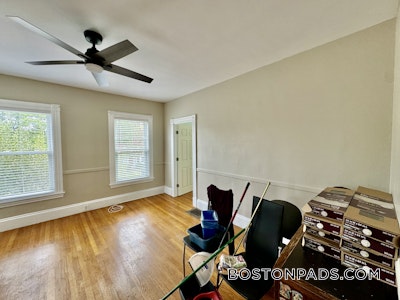 Malden 2 Bed 1 Bath MALDEN $2,200 - $2,100