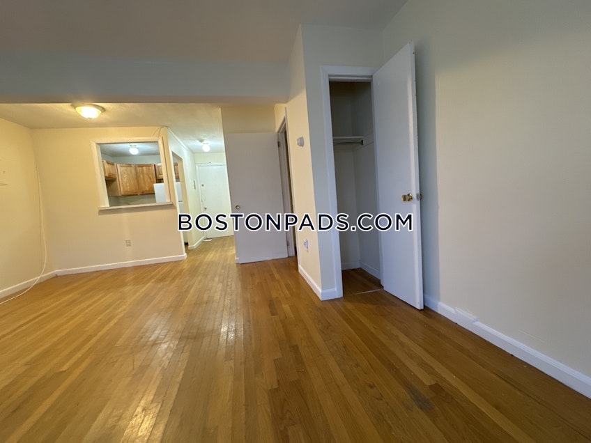 Boston - $2,100+ /month