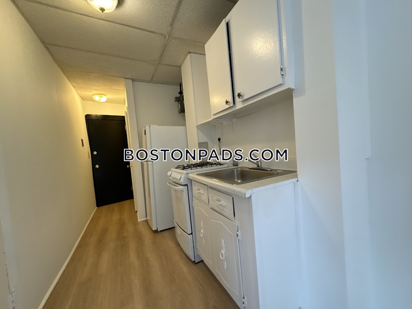 Boston - $2,450+ /month