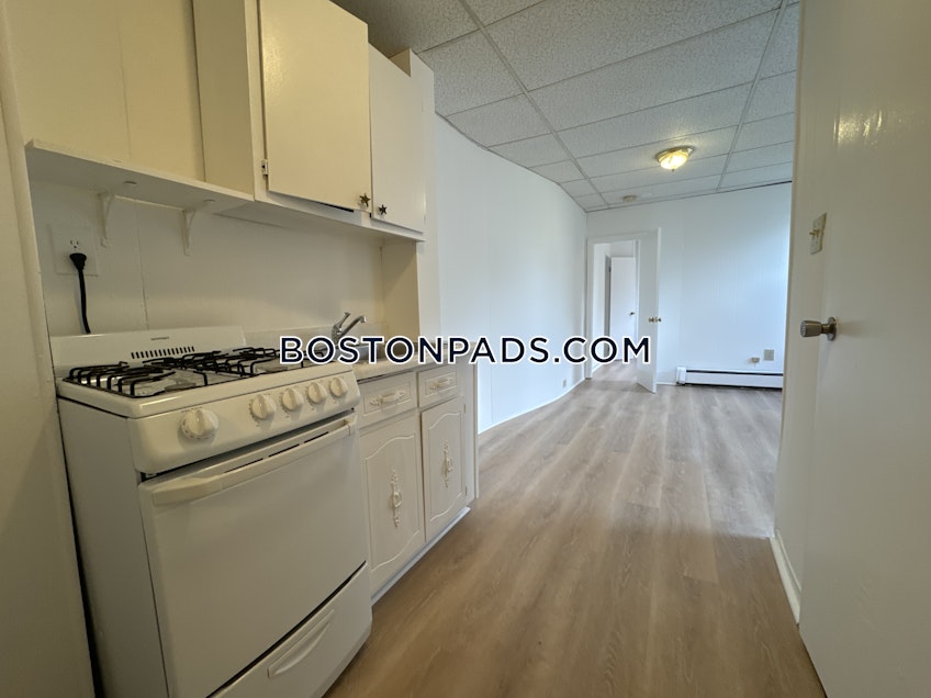 Boston - $2,450+ /month