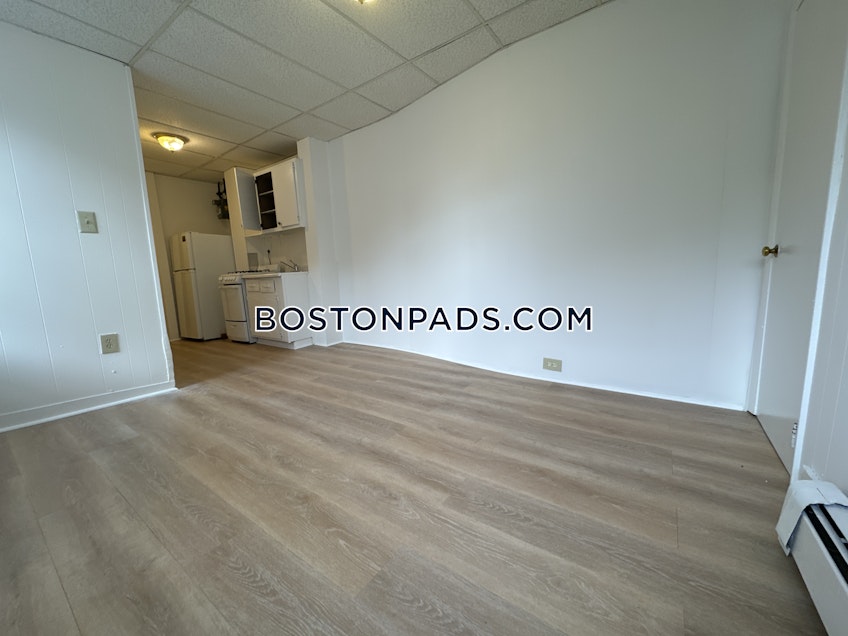 Boston - $2,450+ /month