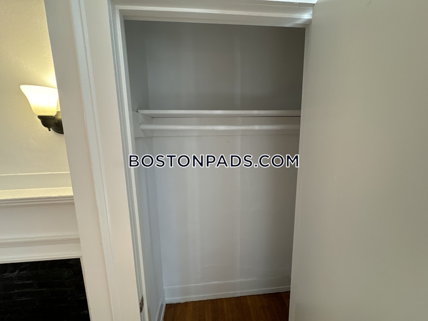 Boston - $2,200+ /month