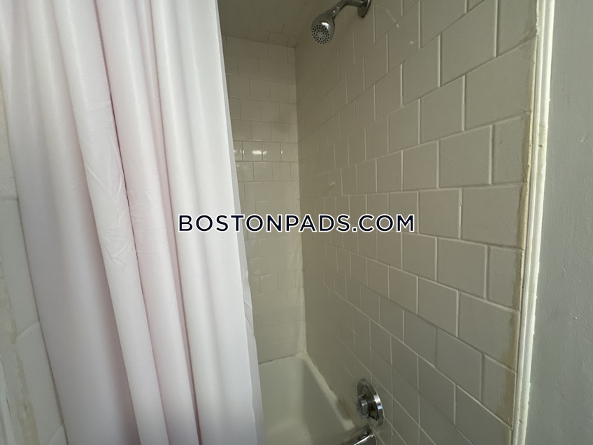 Boston - $2,200+ /month