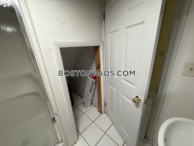 Roxbury Crossing - $4,550+ /mo