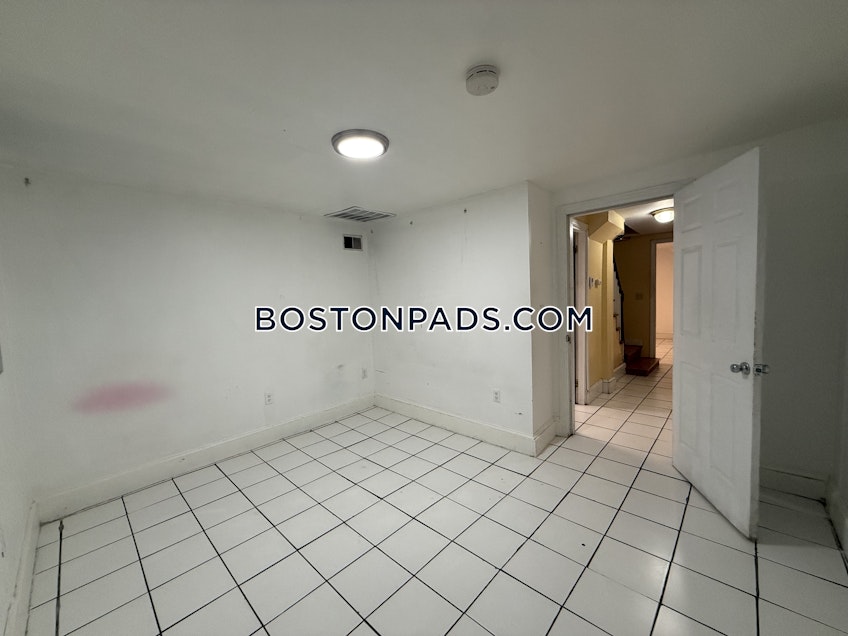 Roxbury Crossing - $4,550+ /month