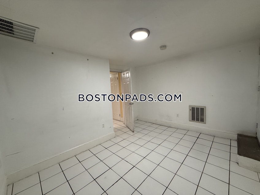 Roxbury Crossing - $4,550+ /month