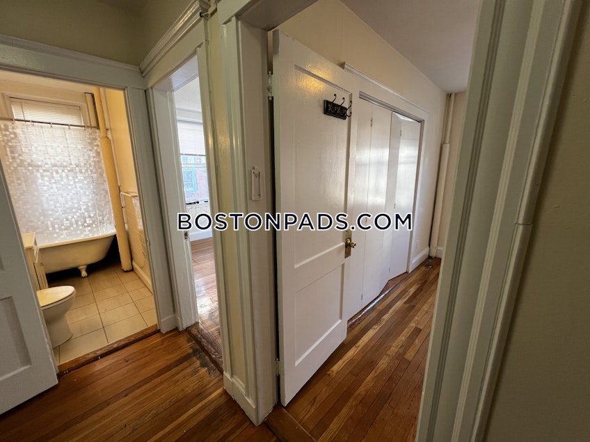 Boston - $2,100+ /month